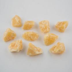 Neopracovaný kameň - kalcit oranžový